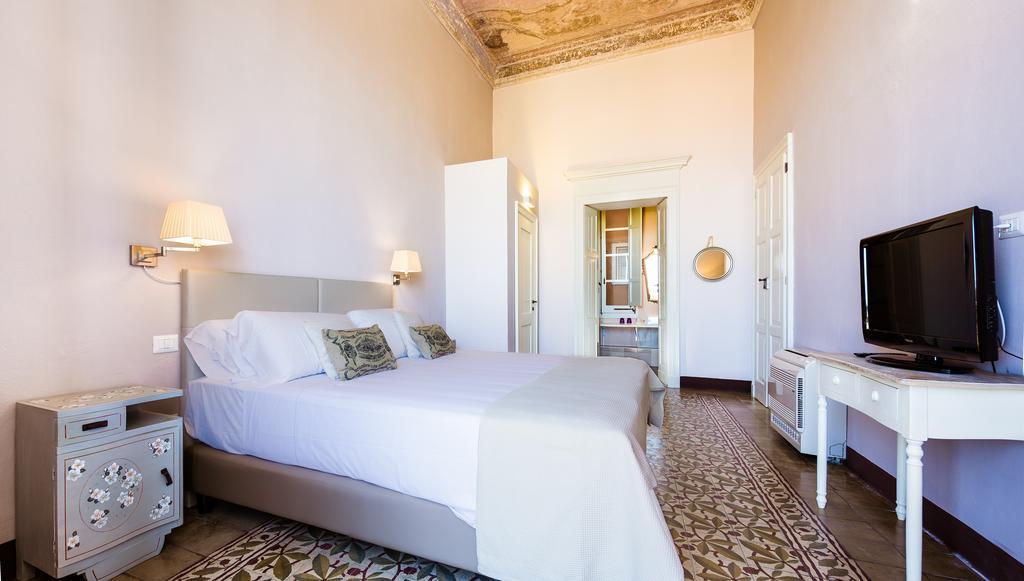 Hotel Relais Santa Croce Cagliari Habitación foto